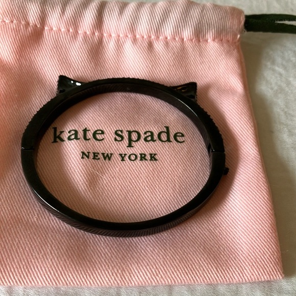 Kate Spade: Black Cat Ear Bracelet- Pink Pouch - Picture 13 of 13